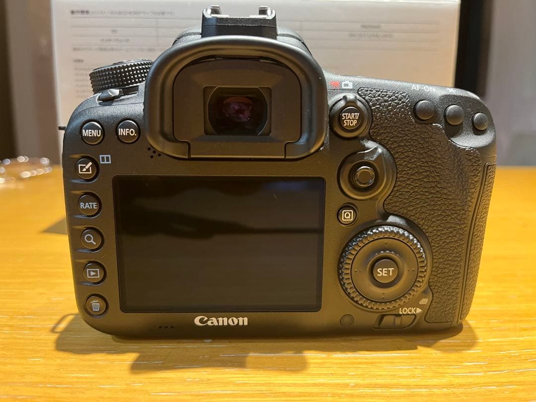 Canon EOS 7D Mark II デジタル一眼レフカメラ