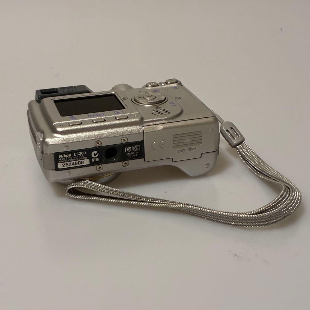【話題のオールドコンデジ！/作例付】Nikon COOLPIX 5200