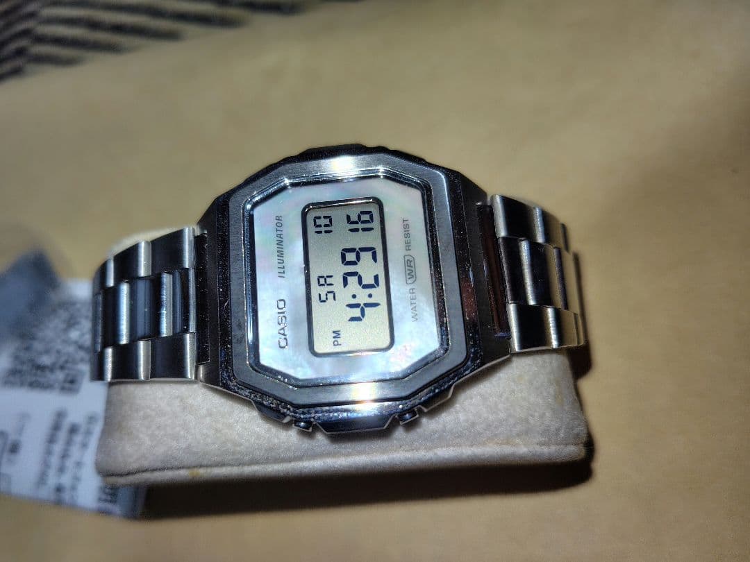 CASIO A1000D-7EF マザーオブパール