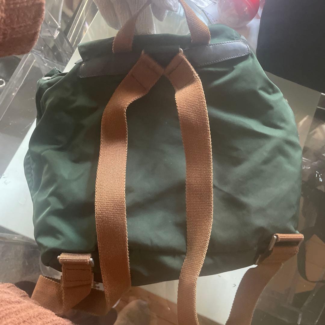 PRADA グリーン リュック確実正規品