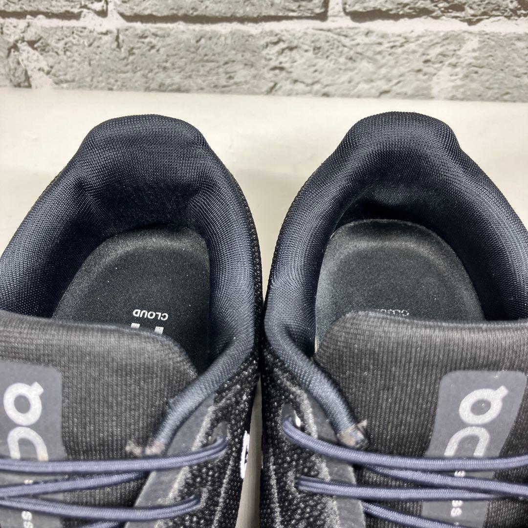 【定番人気】On オン cloud6 クラウド6 25.0cm ブラック 黒