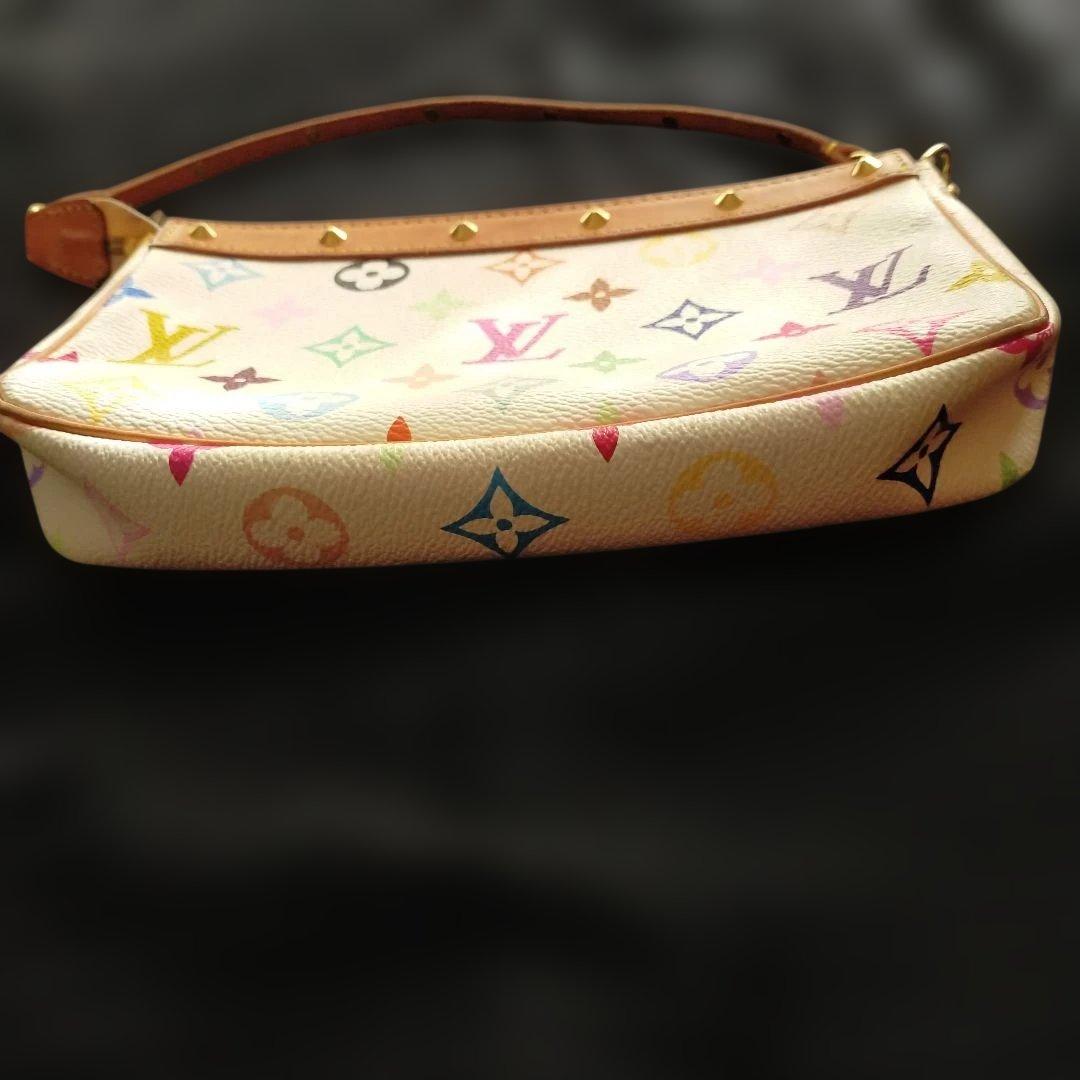 Louis Vuitton マルチカラー ポーチ