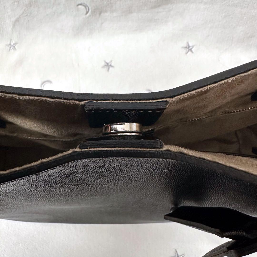 ペッレモルビダ　トートバッグ　ブラック　レザー　大容量　CSMB064