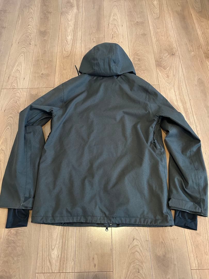値下げ　VOLCOM スノーボード 上下セット L/M サイズ gore-Tex