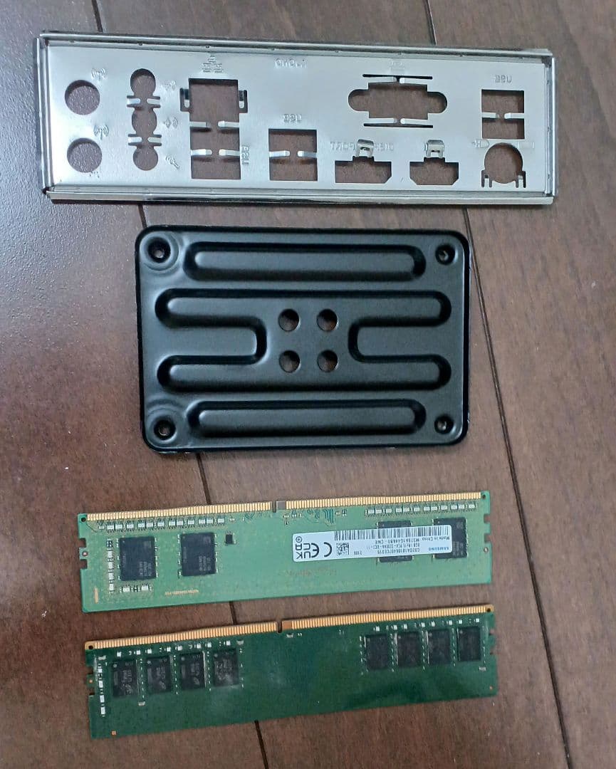 ASRock A520M-TW+Ryzen5 5600+DDR4メモリ8GB2枚