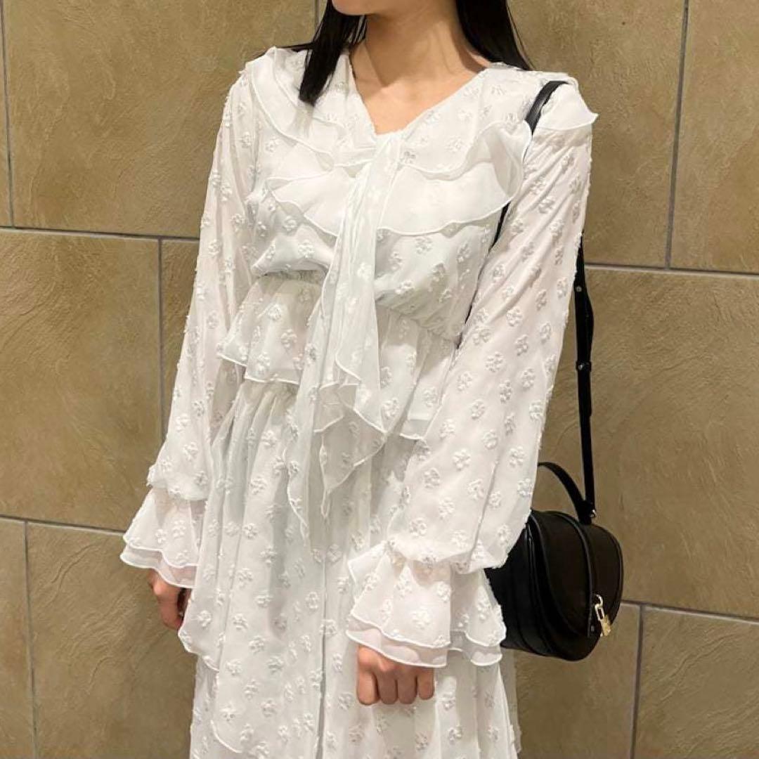 【新品タグ付き】SNIDEL Sustainableバリエーションフリルブラウス