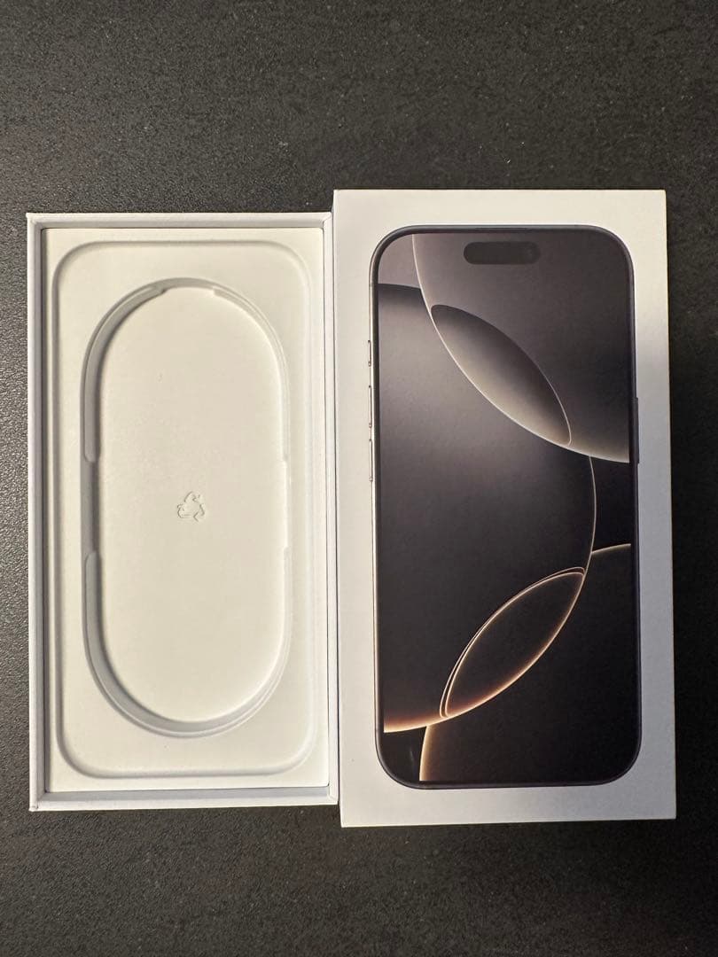 iphone 16 Pro 256gb バッテリー100% 充放電101回