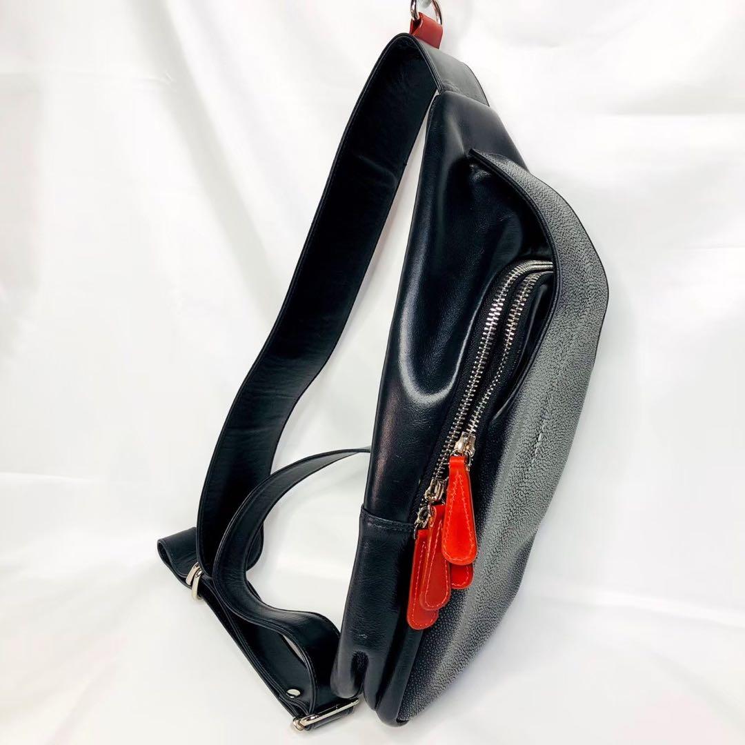 ボディ バッグ スティングレイ レザー 高級 エイ革 黒赤BG05 44332