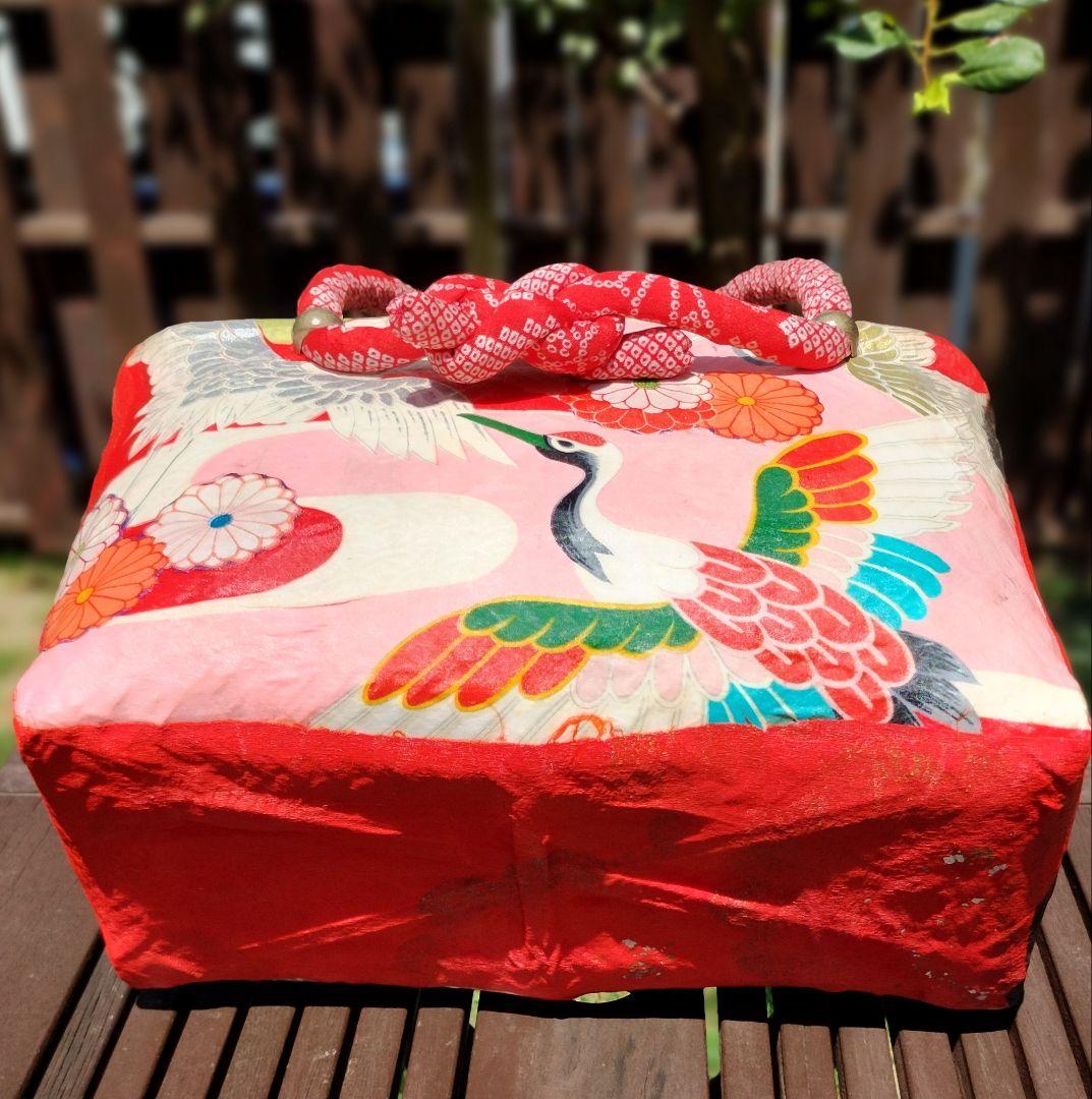 一閑張りバッグ 　鶴、花　華やか　赤　ピンク　緑　縮緬　ハンドメイド