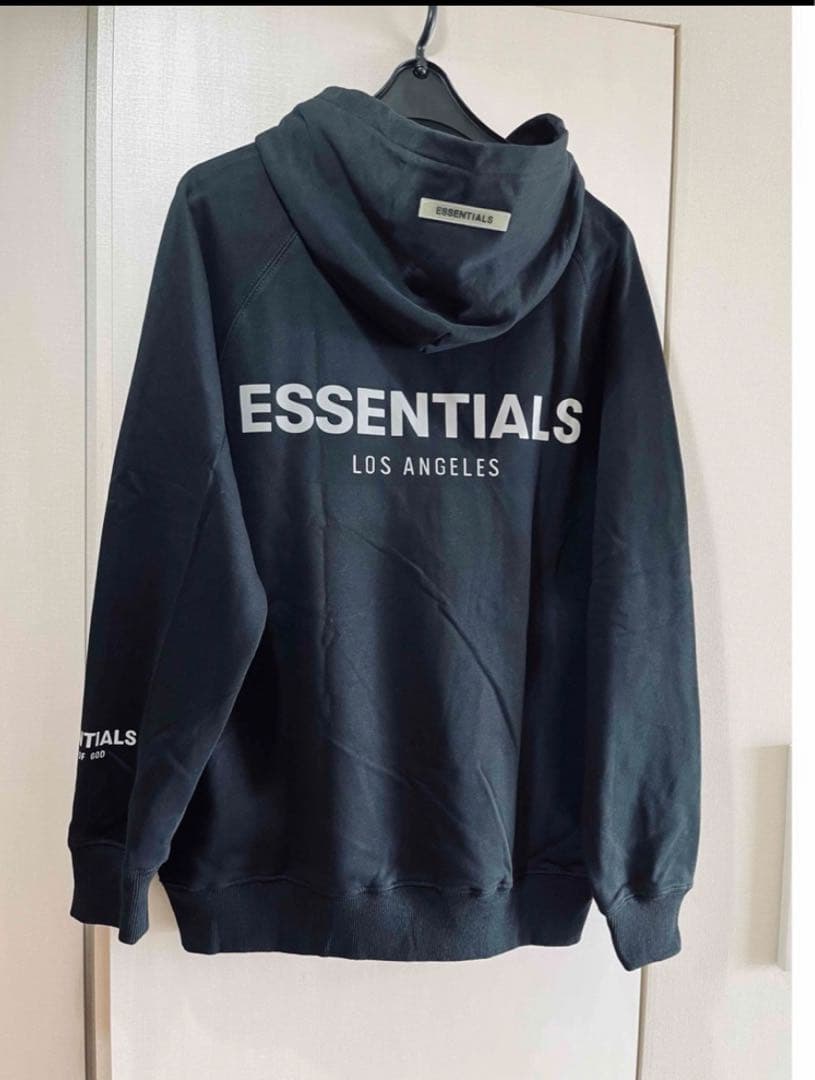 FOG ESSENTIALS リフレクティブパーカー フート付き後ろLOGO