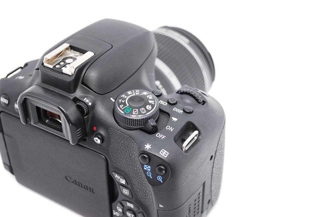 Wi-Fi機能搭載✨超望遠付✨Wレンズセット✨Canon Kiss X8i✨