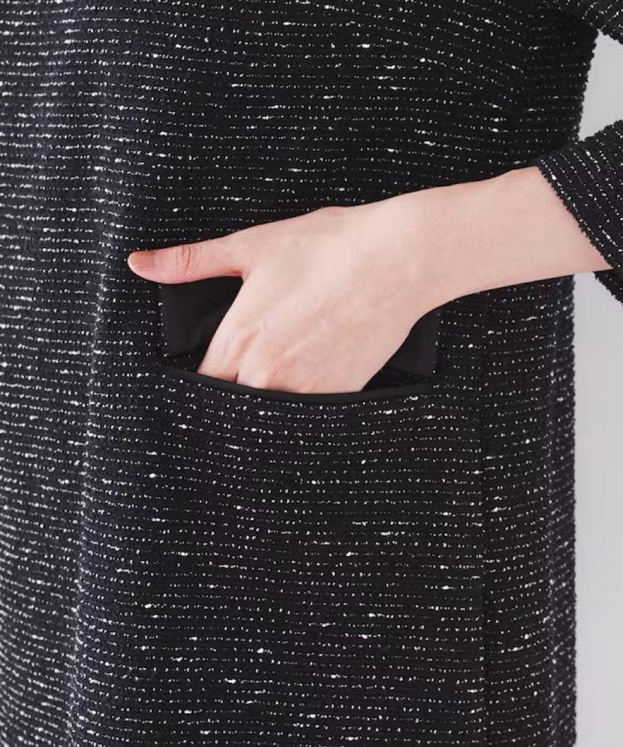 今期アンタイトル　ツイードライクジャージ サックワンピース　新品　42 13号