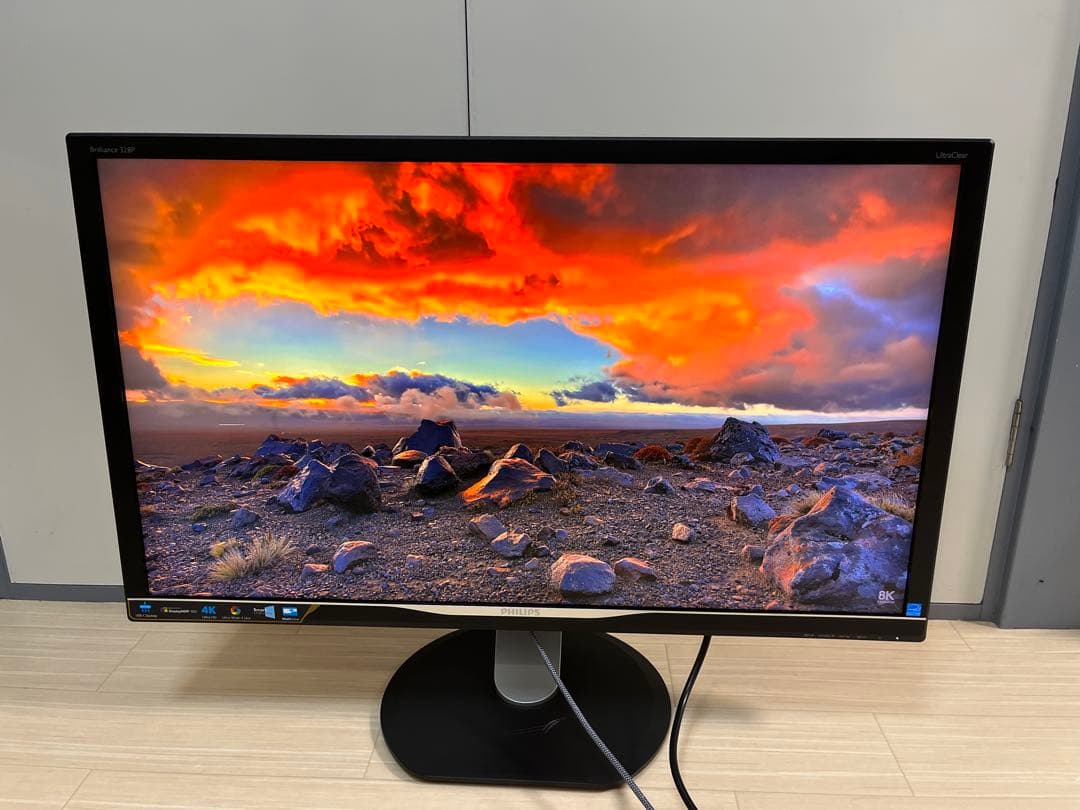 PHILIPS 328P6VUBREB/11 4k 32インチ　モニター