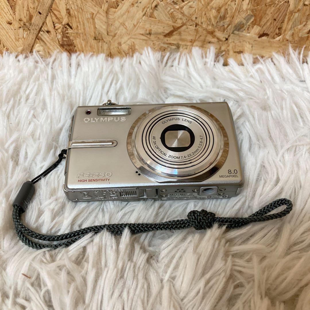 OLYMPUS fe-250 デジタルカメラ