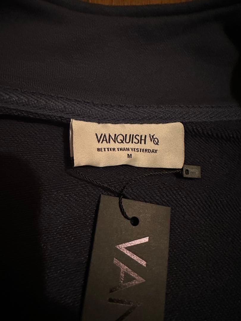 vanquish fitness ハーフジップ　ヴァンキッシュフィットネス