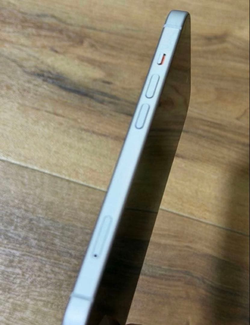 【充放電7回】iPhone15 128GB ブルー SIMフリー