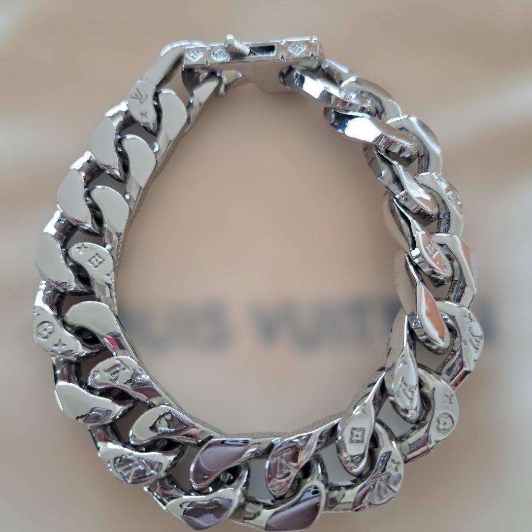 LOUIS VUITTON メタルチェーンブレスレット