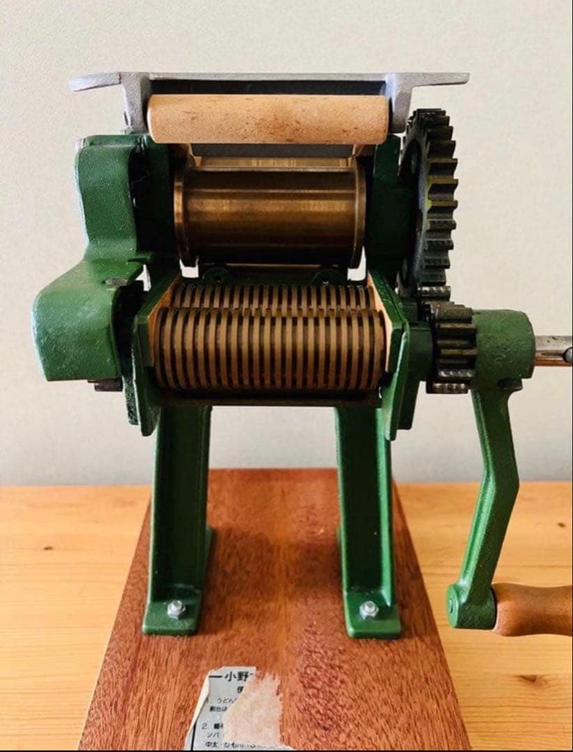 金属製の小野式製麺機