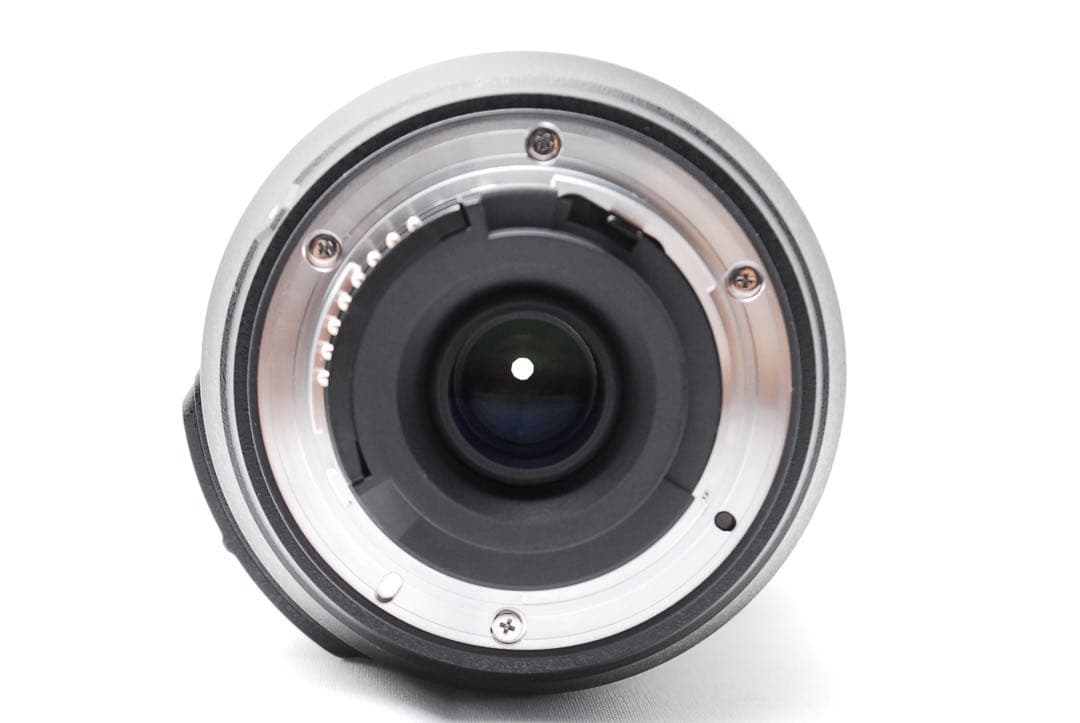 【美品】Nikon AF-S DX 55-300mm 望遠レンズ 手ぶれ補正付き