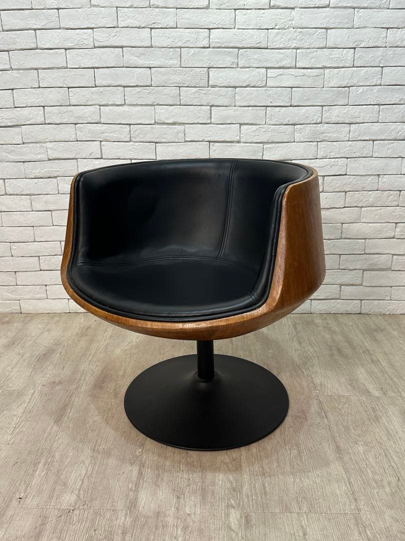 【東京都内23区配送無料】定価11万　ドイツ製　チェア　ソファー　椅子　ラウンジ