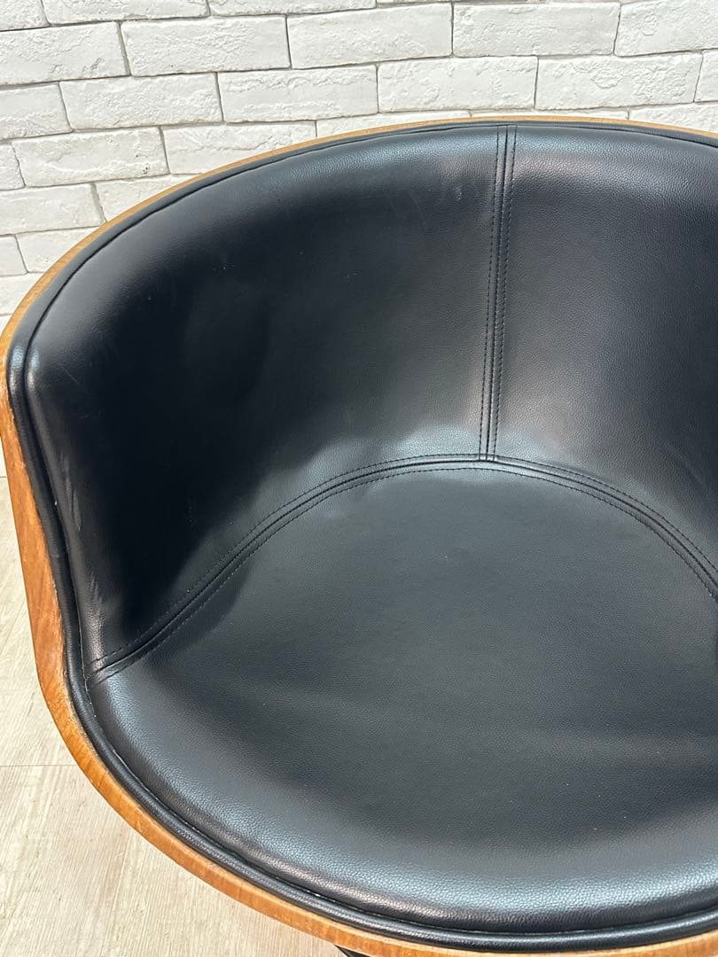 【東京都内23区配送無料】定価11万　ドイツ製　チェア　ソファー　椅子　ラウンジ