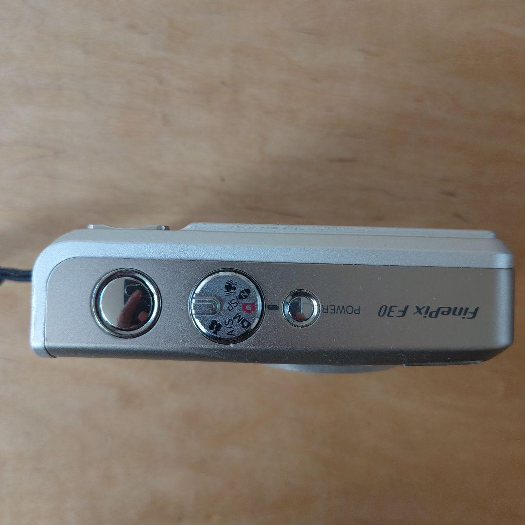 Fujifilm FinePix F30 & xDピクチャーカード2GB