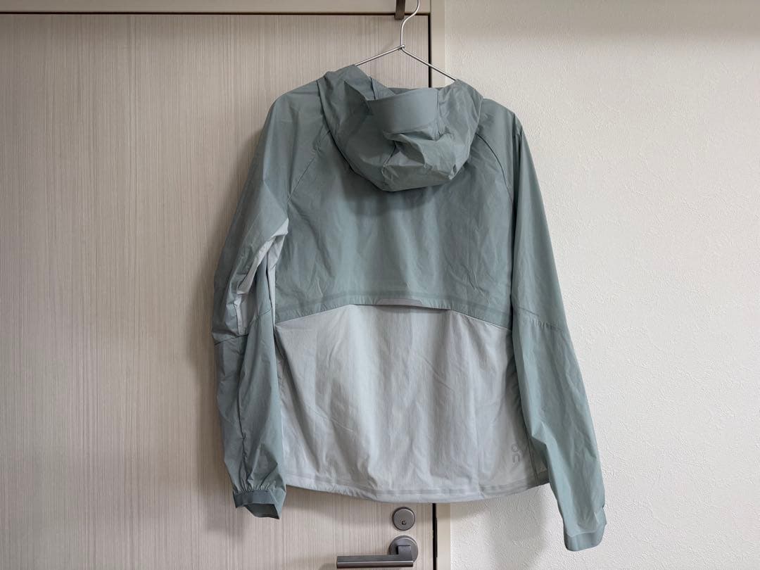 新品未使用タグ付き　on オン　Core Jacket Cobble