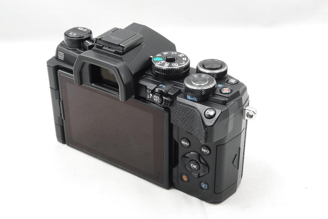 ★美品★ OM SYSTEM オリンパス OM-5 ボディ ブラック 592