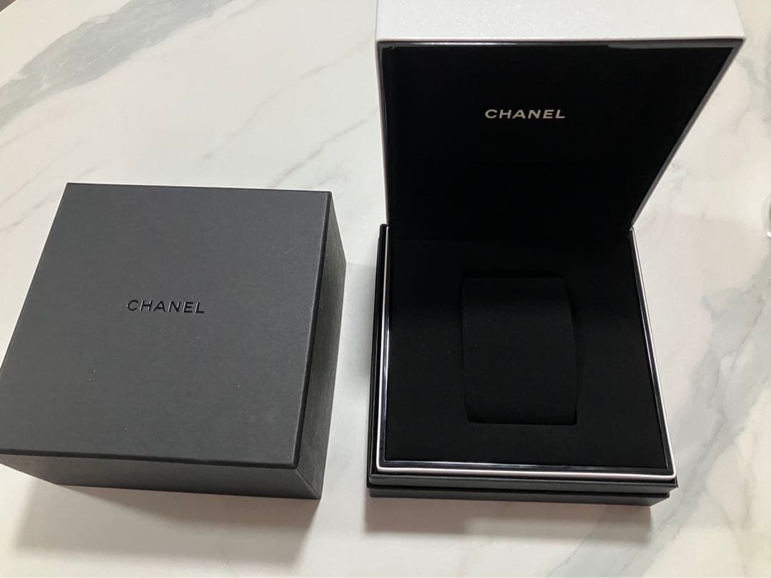 CHANEL 時計ケース空箱