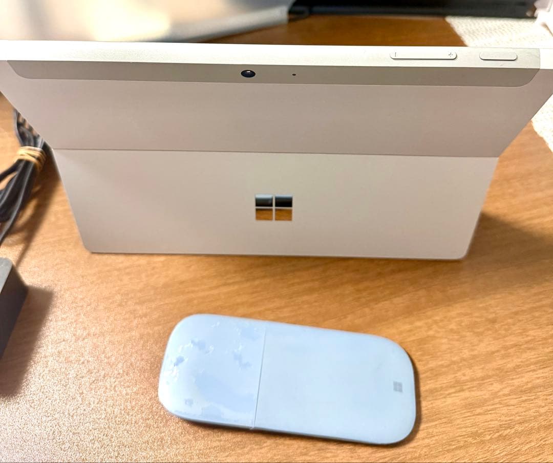 Windowsタブレット本体 Surface Go 2 LTE Core i3 8GB 128GB