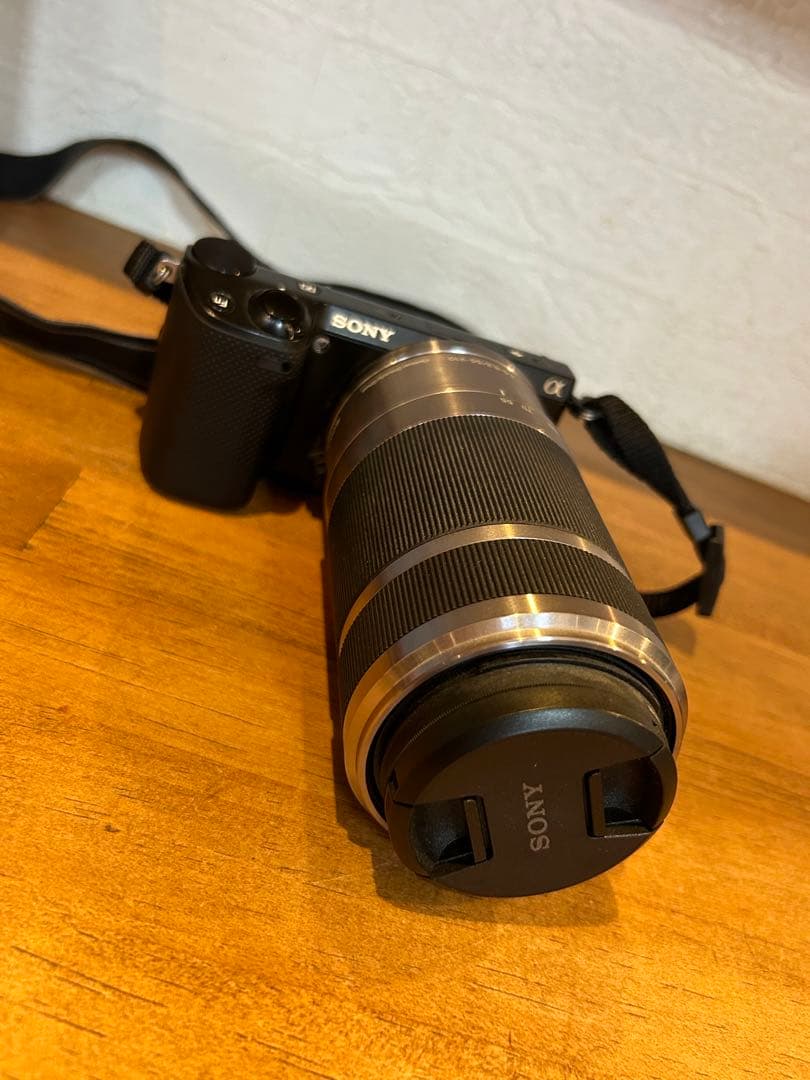 SONY α NEX-5Rミラーレス一眼カメラ ブラック　レンズ付き