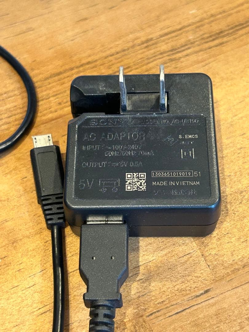 SONY α NEX-5Rミラーレス一眼カメラ ブラック　レンズ付き