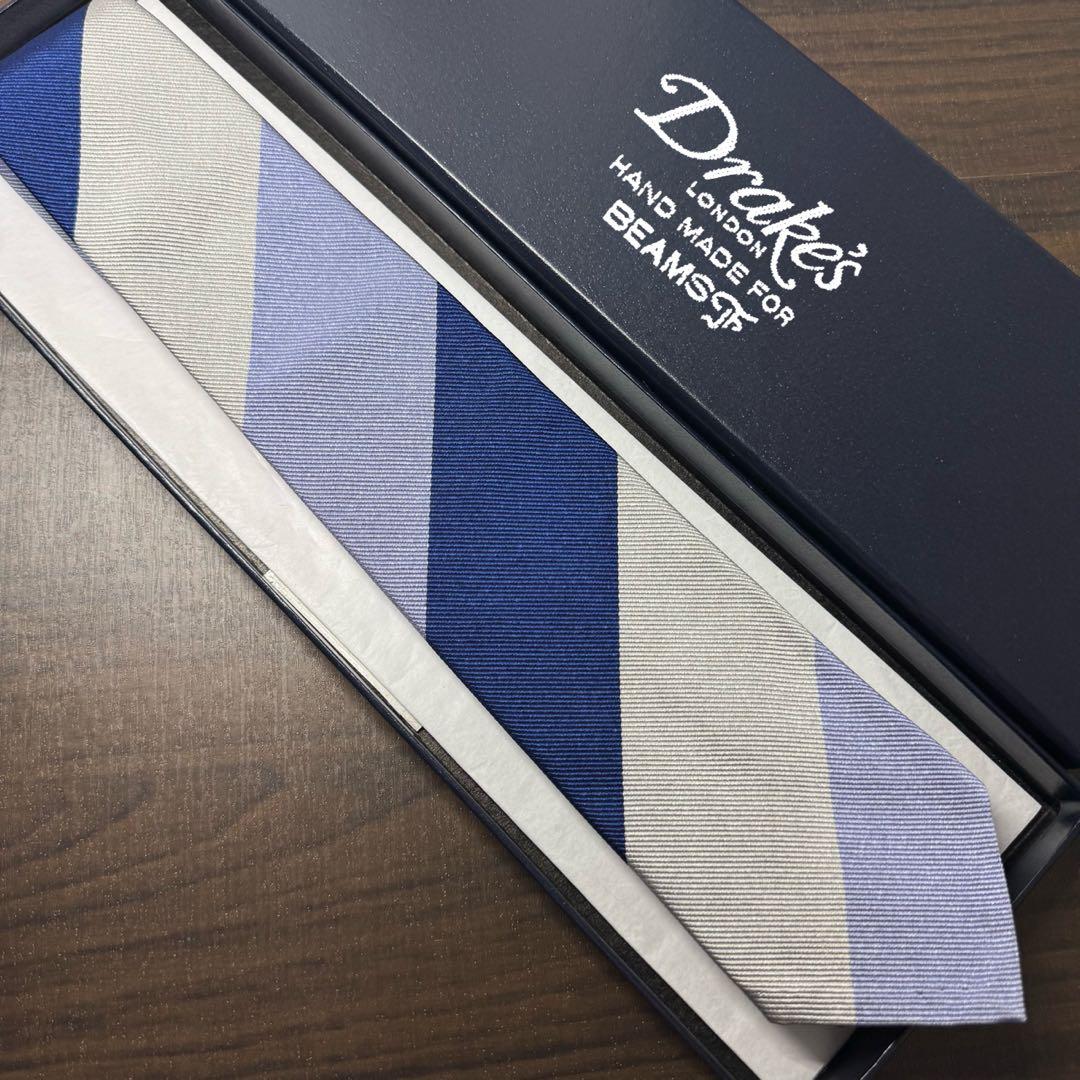 Drake's × BEAMS F別注 スフォデラート 段落ち レジメンタルタイ