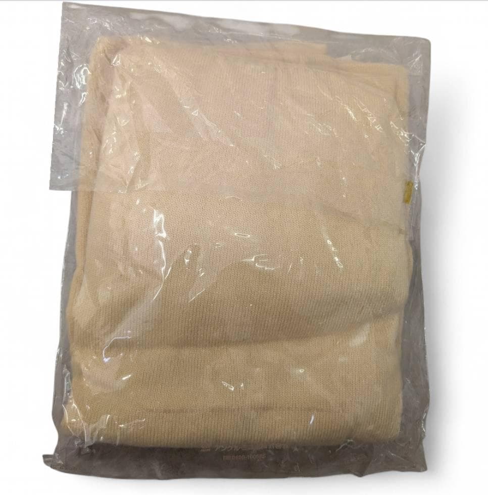 【未使用】カシミヤ１００％ 肌着 上下セット