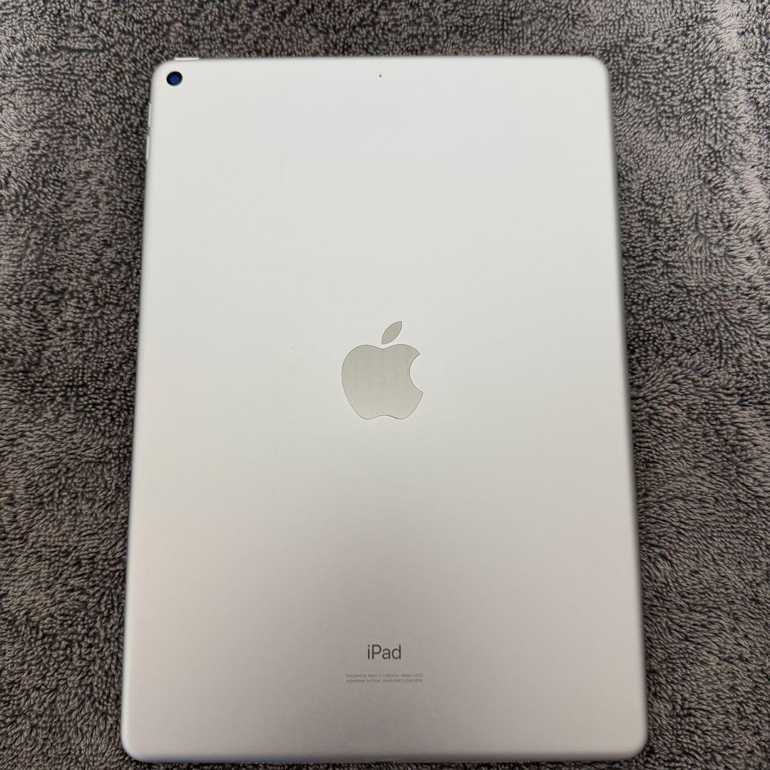[美品] iPad Air 第3世代 256GB Wi-Fi シルバー
