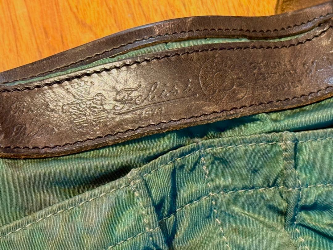 Felisi フエリージ　ナイロン ヘルメットバッグ