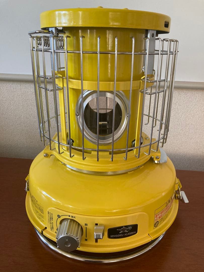 センゴクアラジン　ポータブルガスストーブイエロー新品未使用品