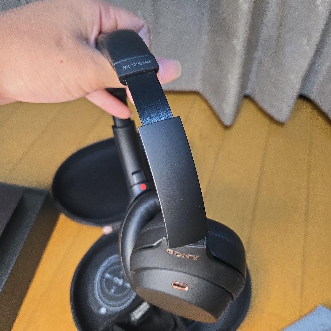 カネキ　美品　SONY WH-1000XM4 ワイヤレスヘッドホン
