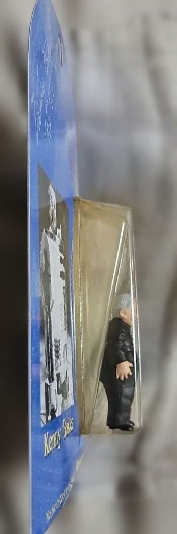 スターウォーズフィギュア Kenny Baker R2-D2