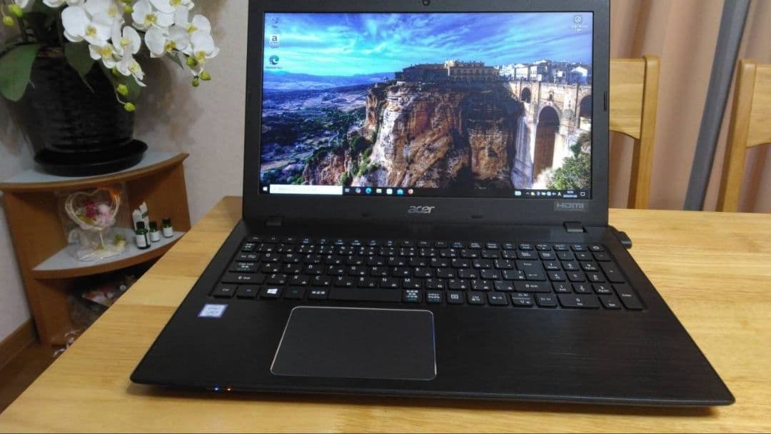 高性能☆Acer P259 i3-7020U メモリ8GB SSD256GB