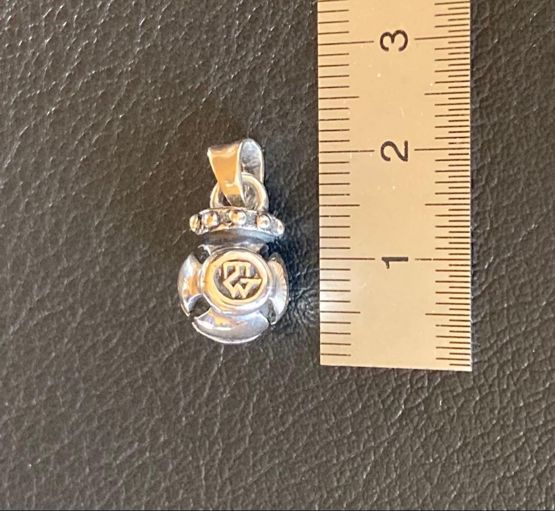 アクセサリー Travis Walker  Cross charm pendant