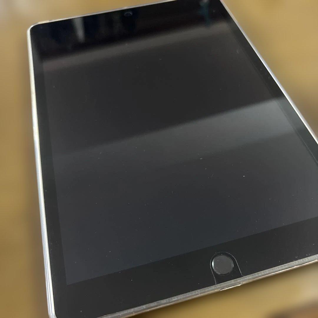 iPad (第9世代) スペースグレー 64GB 本体