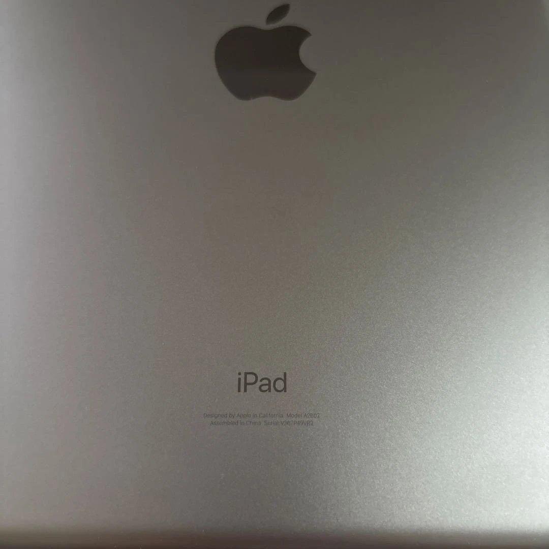 iPad (第9世代) スペースグレー 64GB 本体