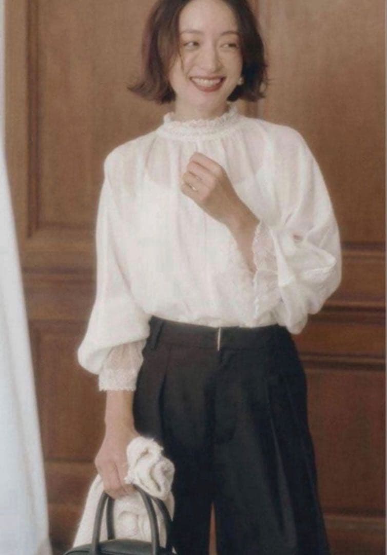 新品未使用　タグ付　PUAL CE CIN 襟袖レースプチハイネックブラウス