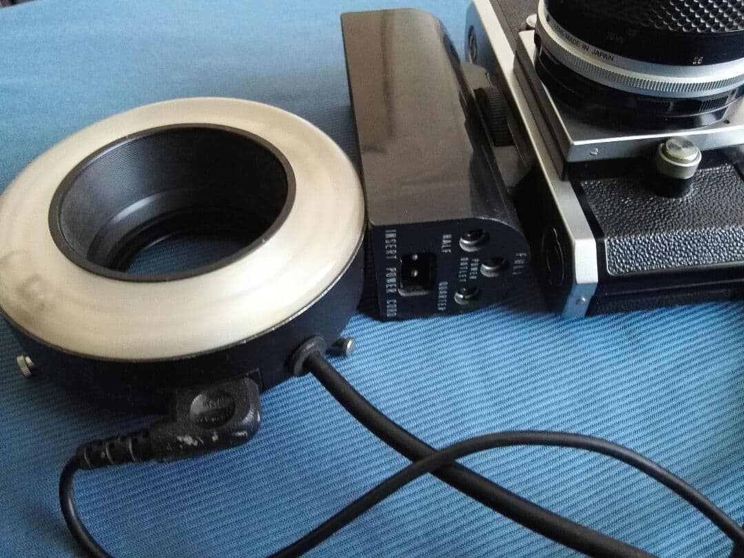 ニコンの伝説の名機『ニコンＦ』リングフラッシュ付き