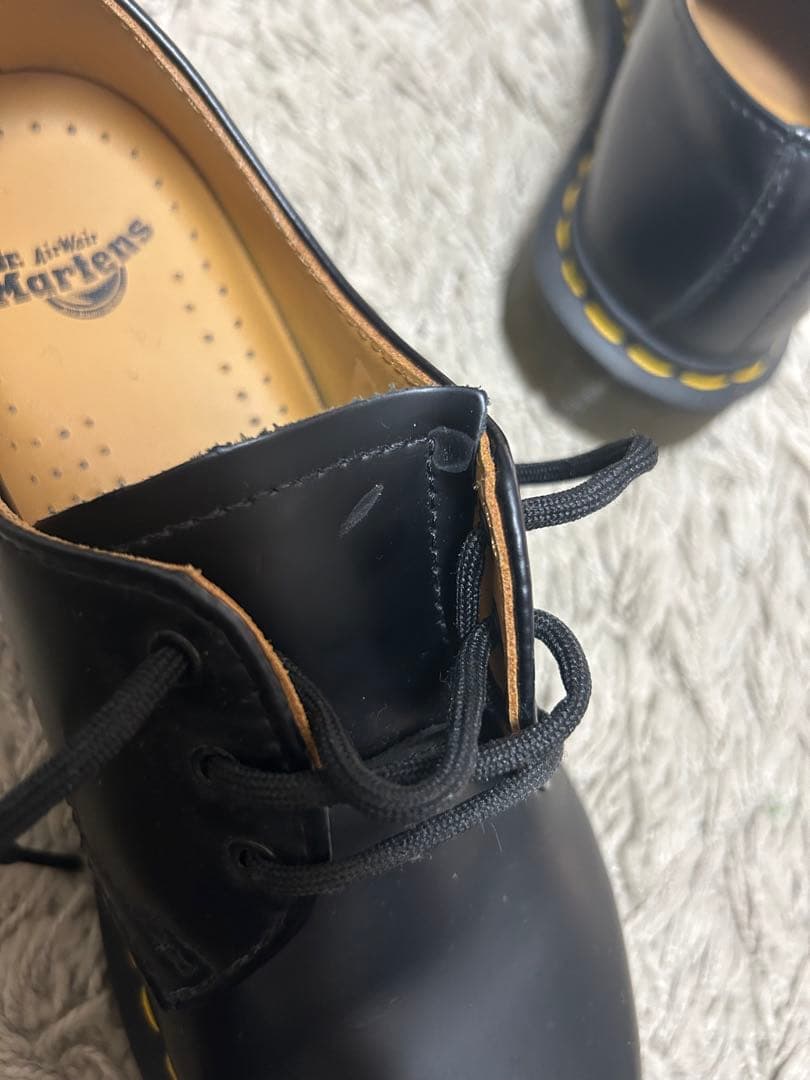 Dr. Martens ブラック ローファー G807V UK4