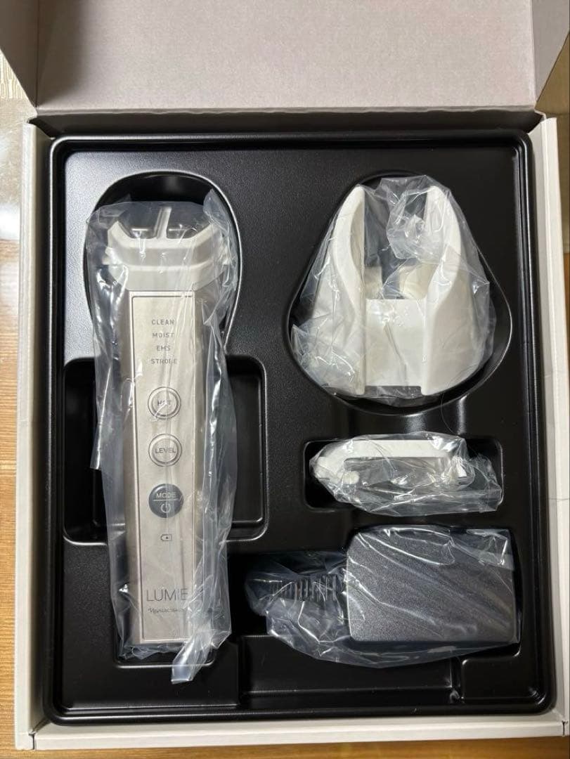 ナリス ルミエ 美顔器　3N13000