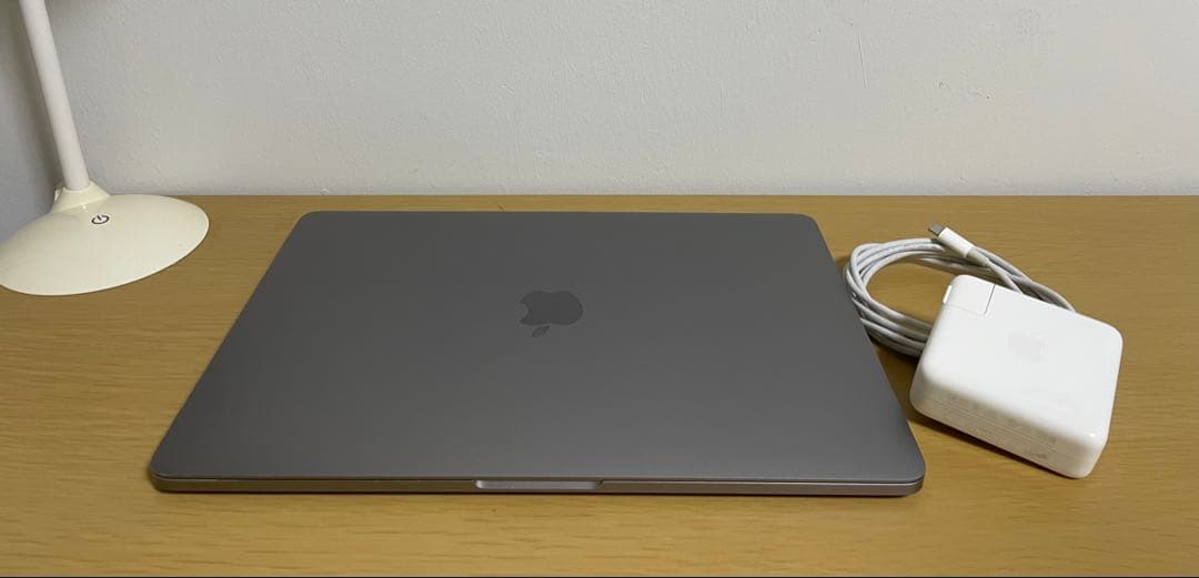 「美品」 MacBook Pro 13インチ 充電回数６１回、大容量　1TB