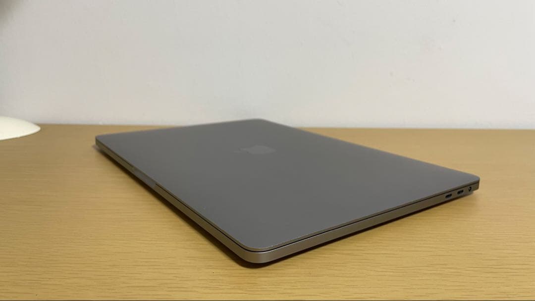 「美品」 MacBook Pro 13インチ 充電回数６１回、大容量　1TB