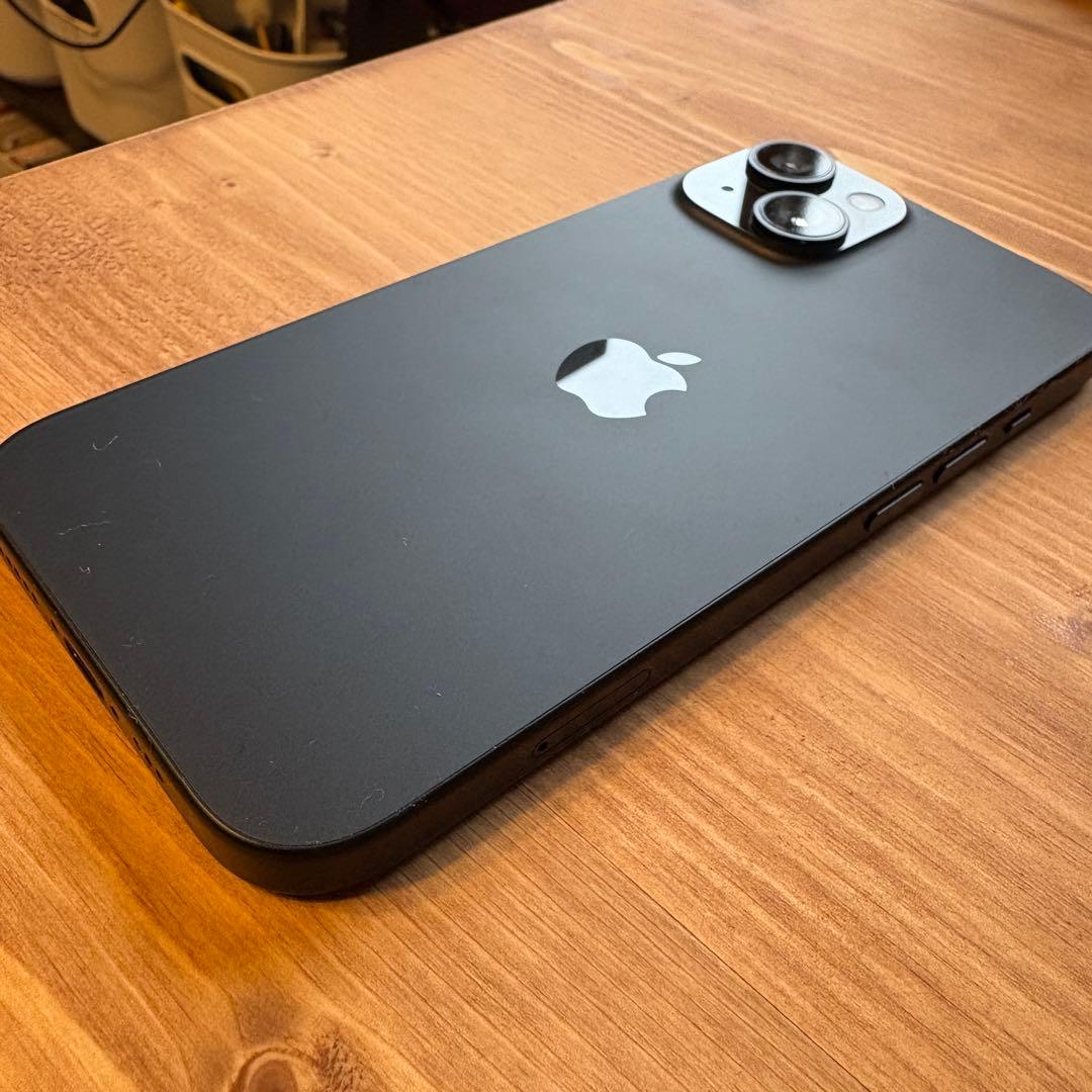 iPhone15 256GB ブラック